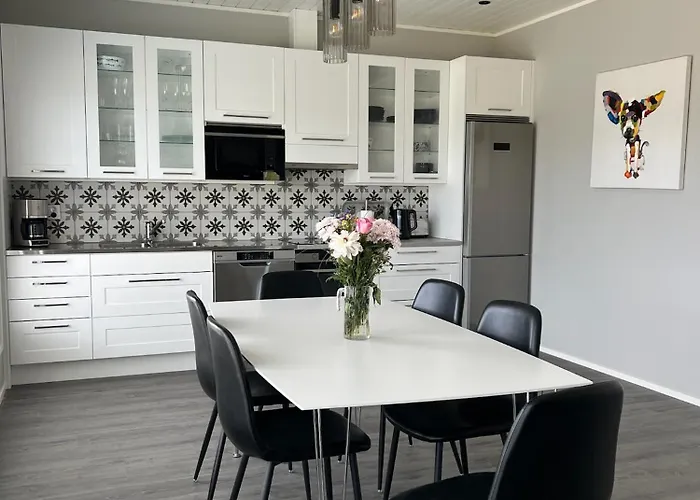 Villa Finnoe Stugby *