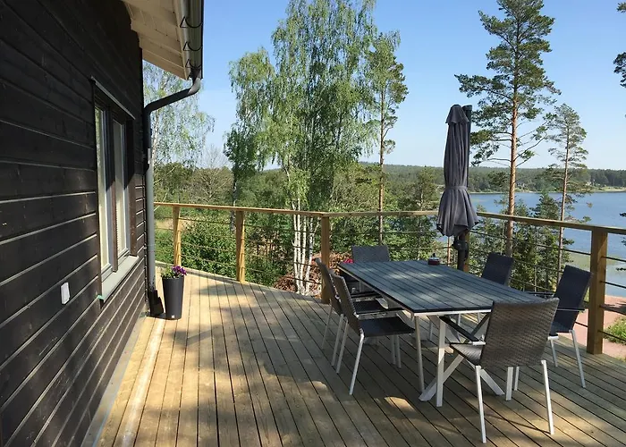 Villa Finnoe Stugby *