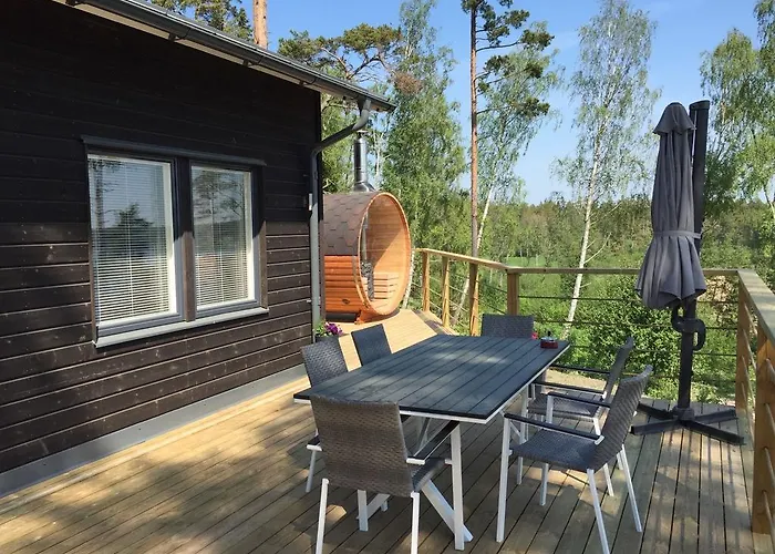 Villa Finnoe Stugby *