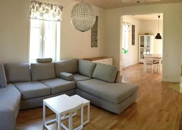 Villa Finnoe Stugby *